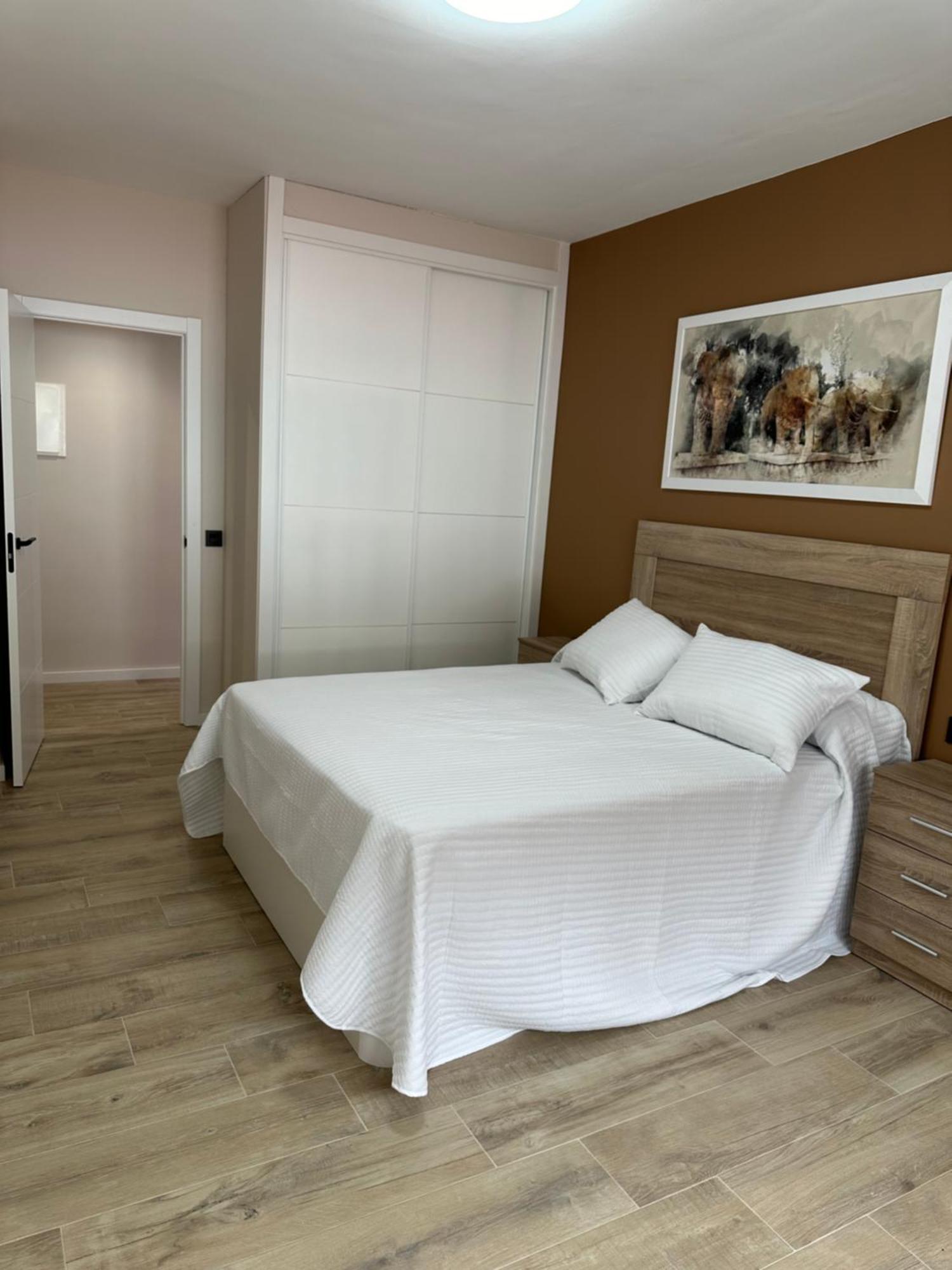 Apartamento Puente Romano 奥伦塞 外观 照片