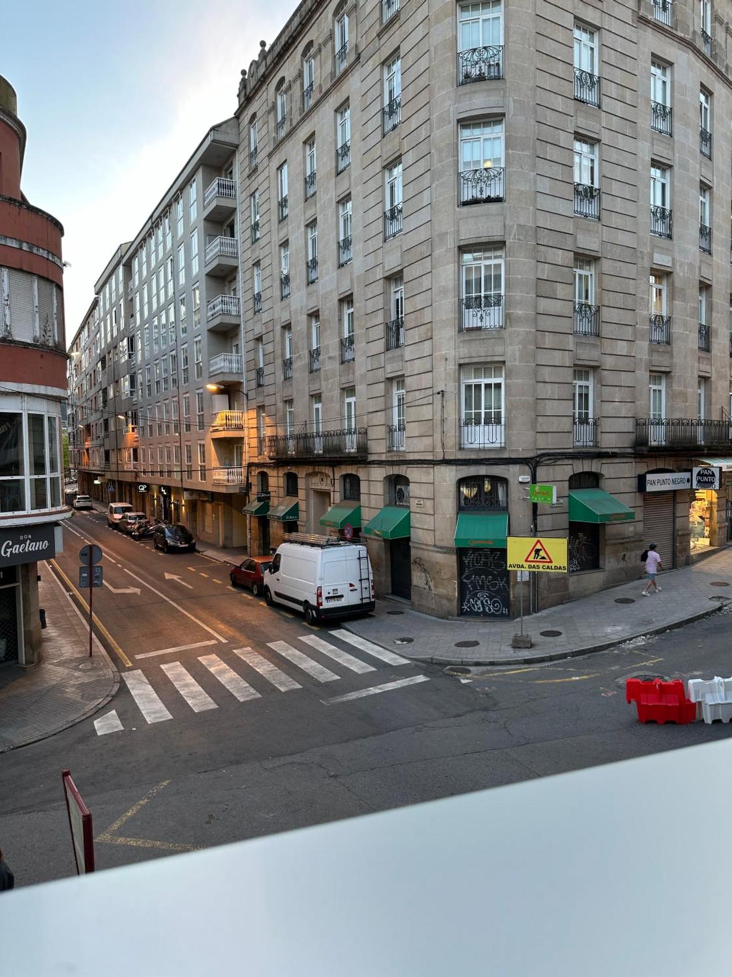 Apartamento Puente Romano 奥伦塞 外观 照片